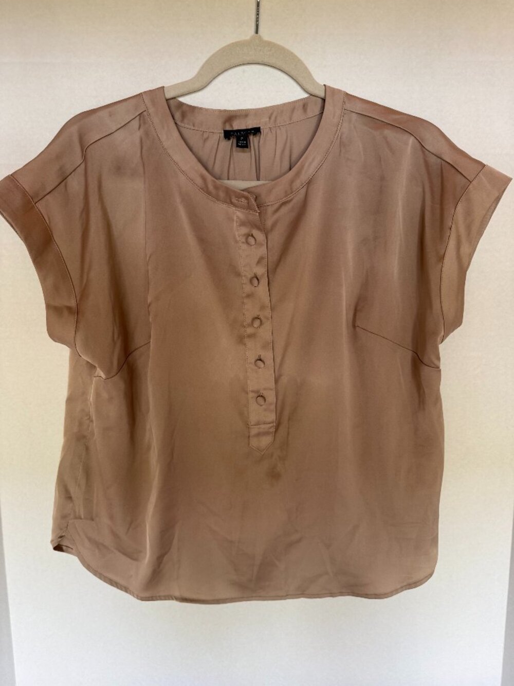 Talbots silky satin top with buttons XS Petite A-021